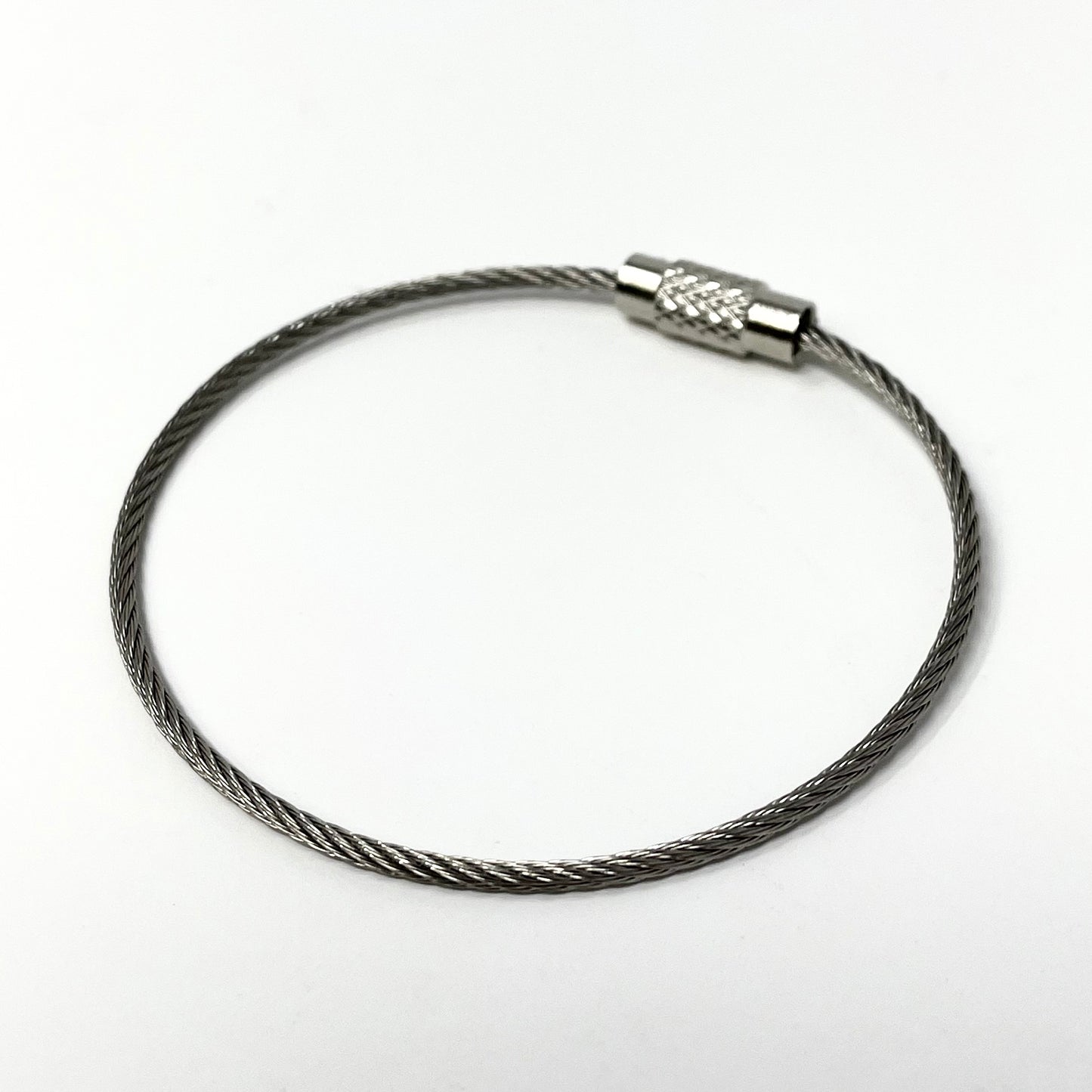 Metal Loops (25 Pieces)